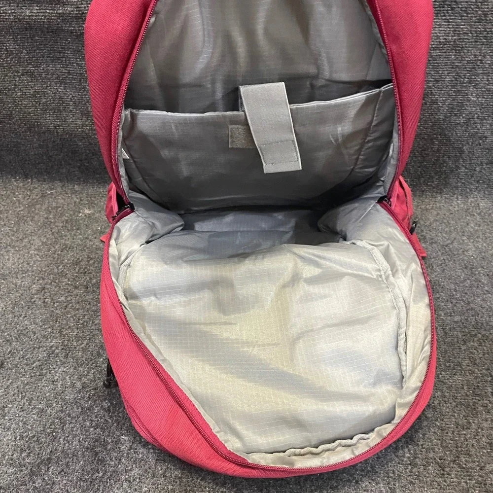 AmazonBasics B078J7NT5G Deep Red MOLLE Canvas Backpack for Laptops up to 15 inch